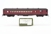 Load image into Gallery viewer, HO Bethlehem Car Works B&M – Boston & Maine Combine FP No. 3671 RTR