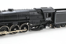 Load image into Gallery viewer, HO Brass Key Imports B&M - Boston & Maine R-1C 4-8-2 FP No. 4110 LIGHTING INNOPERATIVE