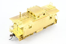 Load image into Gallery viewer, HO Brass OMI - Overland Models, Inc. B&M - Boston & Maine Wood Caboose #104647