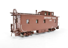 Load image into Gallery viewer, HO Brass CIL - Challenger Imports SP - Southern Pacific Riveted Steel Caboose Straight Side Cupola Class C-40-3 FP No. 1215