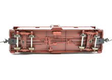 Load image into Gallery viewer, HO Brass OMI - Overland Models, Inc. NP - Northern Pacific Wood Bay Window Caboose FP No. 1532
