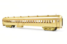 Load image into Gallery viewer, HO Brass Soho SP - Southern Pacific 79' San Francisco Commuter Coach 79-C-1