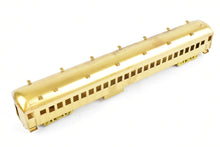 Load image into Gallery viewer, HO Brass Soho SP - Southern Pacific 79' San Francisco Commuter Coach 79-C-1