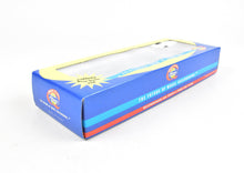 Load image into Gallery viewer, HO Athearn Ready To Roll MP - Missouri Pacific EMD SD40 #733