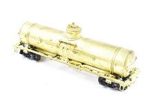 Load image into Gallery viewer, HO Brass Pecos River Brass SP - Southern Pacific O-50-12 Tank Car with KC Brake