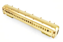 Load image into Gallery viewer, HO Brass Soho SP - Southern Pacific 79' San Francisco Commuter Coach 79-C-1