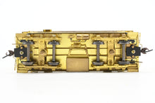 Load image into Gallery viewer, HO Brass OMI - Overland Models, Inc. B&M - Boston & Maine Wood Caboose #104647