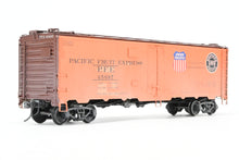 Load image into Gallery viewer, O Brass PSC - Precision Scale Co. PFE - Pacific Fruit Express 40’ Steel Reefer with Wood Roof Walk Circa 1945 CP No. 45867
