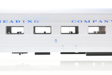 Load image into Gallery viewer, HO Plastic GHB International RDG - Reading Crusader 75th Anniversary 5 Car Set Factory Decorated - CARS ONLY - NO LOCOMOTIVE