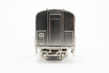 Load image into Gallery viewer, HO Brass Oriental Limited ATSF - Santa Fe "Super Chief" Cars Baggage 3430