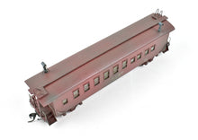 Load image into Gallery viewer, HO Brass Hallmark Models ATSF - Santa Fe Drover Car Custom Painted and Weathered