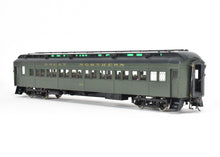 Load image into Gallery viewer, O Brass CON Oriental Limited GN - Great Northern H.W Empire Builder Second Class Coach 646-667 CP #653