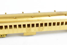 Load image into Gallery viewer, HO Brass Soho SP - Southern Pacific 79' San Francisco Commuter Coach 79-C-1
