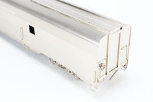 Load image into Gallery viewer, HO Brass Oriental Limited ATSF - Santa Fe "Super Chief" Cars Baggage 3430