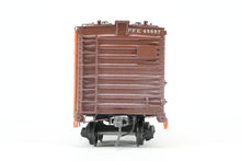 Load image into Gallery viewer, O Brass PSC - Precision Scale Co. PFE - Pacific Fruit Express 40’ Steel Reefer with Wood Roof Walk Circa 1945 CP No. 45867