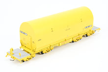 Load image into Gallery viewer, HO Brass CON OMI - Overland Models, Inc. UP - Union Pacific NASA Shuttle Solid Rocket Motor Rail Car Factory Painted No. 50024