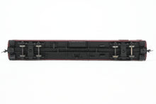 Load image into Gallery viewer, HO Bethlehem Car Works B&M – Boston & Maine Combine FP No. 3671 RTR