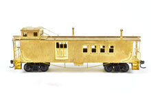 Load image into Gallery viewer, HO Brass CON Hallmark Models SSW - Cotton Belt 2300 Class Caboose