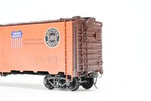 Load image into Gallery viewer, O Brass PSC - Precision Scale Co. PFE - Pacific Fruit Express 40’ Steel Reefer with Wood Roof Walk Circa 1945 CP No. 45867