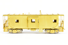 Load image into Gallery viewer, HO Brass OMI - Overland Models, Inc. D&H - Delaware & Hudson Bay Window Caboose #35816 (Ex. C 371-380)