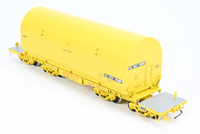 Load image into Gallery viewer, HO Brass CON OMI - Overland Models, Inc. UP - Union Pacific NASA Shuttle Solid Rocket Motor Rail Car Factory Painted No. 50024