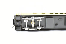 Load image into Gallery viewer, HO Brass Soho MILW - Milwaukee Road #480 Coach Custom Painted