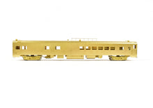 Load image into Gallery viewer, HO Brass Oriental Limited NP - Northern Pacific North Coast Limited #450 Lunch-Counter Lounge