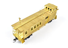 Load image into Gallery viewer, HO Brass CON Hallmark Models SSW - Cotton Belt 2300 Class Caboose