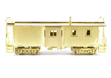 Load image into Gallery viewer, HO Brass OMI - Overland Models, Inc. CStP M&O C&NW Wood Bay-Window Caboose #6076 Omaha Rd
