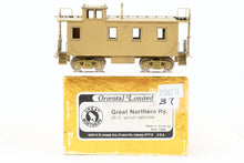 Load image into Gallery viewer, HO Brass Oriental Limited GN - Great Northern 25 Foot Caboose
