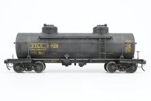 Load image into Gallery viewer, O Brass U.S. Hobbies Various Roads UTLX - Union Tank Lines 8,000 Gallon Double-Dome Tank Car Custom Painted & Weathered No. 91053
