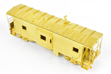 Load image into Gallery viewer, HO Brass OMI - Overland Models, Inc. D&H - Delaware & Hudson Bay Window Caboose #35816 (Ex. C 371-380)