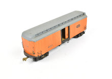 Load image into Gallery viewer, HO La Belle Woodworking IT - Illinois Terminal Freight/Baggage Trailer Built and Painted #610