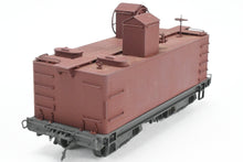 Load image into Gallery viewer, HO Brass W&R Enterprises NP - Northern Pacific Fire Car No. 795, Custom Painted & Unlettered