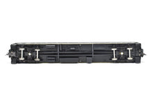 Load image into Gallery viewer, O Brass CON Oriental Limited GN - Great Northern H.W Empire Builder Second Class Coach 646-667 CP #653