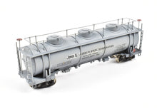 Load image into Gallery viewer, HO Brass NorthWest Short Line Jones & Laughlin 20,000 Gallon 3 Dome Tank Car CP ReBoxx