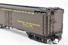 Load image into Gallery viewer, HO Brass WP Car Corp. PFE - Pacific Fruit Express Express Reefer Factory Painted No. 772