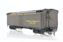 Load image into Gallery viewer, HO Brass WP Car Corp. PFE - Pacific Fruit Express Express Reefer 1940s Version Factory Painted No. 726