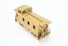 Load image into Gallery viewer, HO Brass Oriental Limited GN - Great Northern 25 Foot Caboose