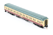 Load image into Gallery viewer, N Microtrains Line Napa Valley Wine Train 4-Pack w/Bonus FT Powered A-unit