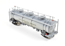 Load image into Gallery viewer, HO Brass NorthWest Short Line Jones & Laughlin 20,000 Gallon 3 Dome Tank Car CP ReBoxx