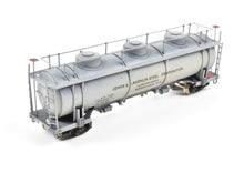Load image into Gallery viewer, HO Brass NorthWest Short Line Jones & Laughlin 20,000 Gallon 3 Dome Tank Car CP ReBoxx