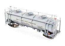 Load image into Gallery viewer, HO Brass NorthWest Short Line Jones & Laughlin 20,000 Gallon 3 Dome Tank Car CP ReBoxx
