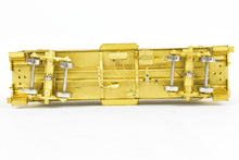 Load image into Gallery viewer, HO Brass OMI - Overland Models, Inc. D&H - Delaware & Hudson Bay Window Caboose #35816 (Ex. C 371-380)