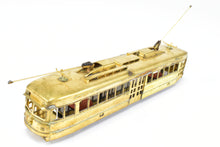 Load image into Gallery viewer, HO Brass Suydam PE - Pacific Electric Double End PCC Car - Unpowered Trailer