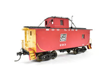 Load image into Gallery viewer, HO Brass OMI - Overland Models, Inc. Soo - Soo Line Shorty Wood Sheath Caboose FP No. 293