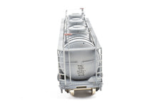 Load image into Gallery viewer, HO Brass NorthWest Short Line Jones & Laughlin 20,000 Gallon 3 Dome Tank Car CP ReBoxx