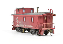 Load image into Gallery viewer, HO Brass NWSL - NorthWest Short Line NP - Northern Pacific Wood Sided Caboose Custom Painted No. 1611