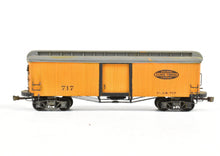 Load image into Gallery viewer, HO La Belle Woodworking ITS - Illinois Terminal System Freight/Baggage Trailer Built and Painted #717