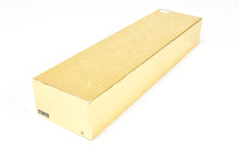 Load image into Gallery viewer, HO Brass Oriental Limited NP - Northern Pacific North Coast Limited Mail-Dorm #425 w/o Skirts